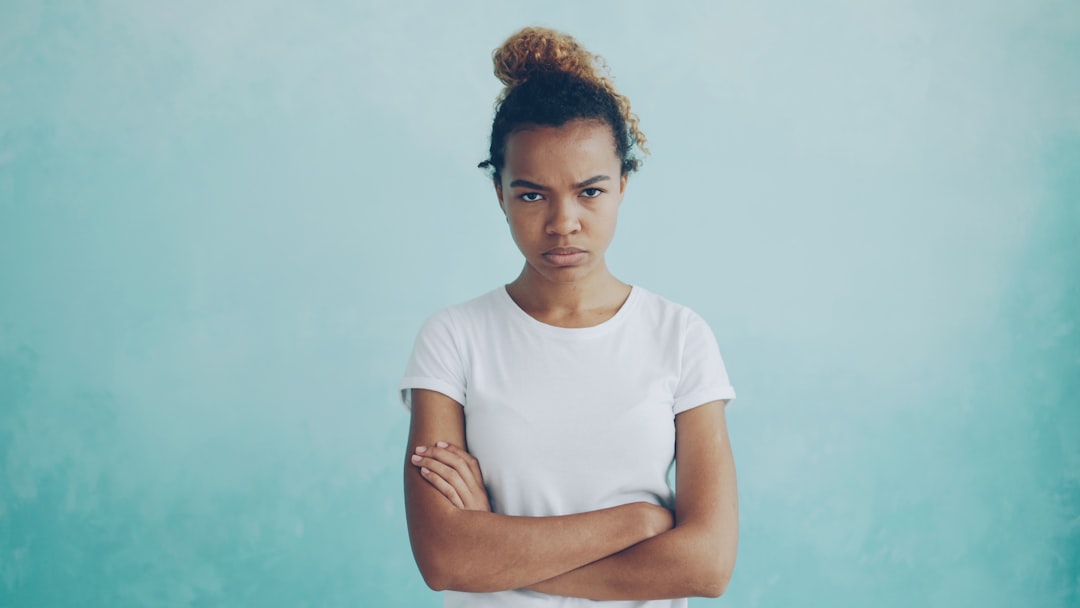 女性が嫉妬しているとき出るサインとは？言葉と行動から読む方法